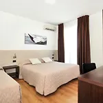 Levante 3*