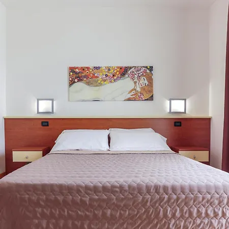 Levante Hotel