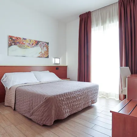 Levante 3*