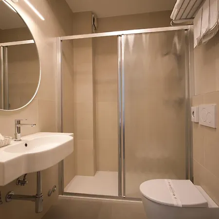Levante Hotel