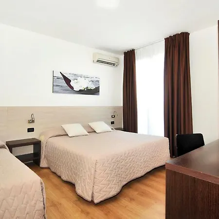 Levante 3*