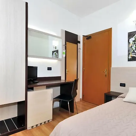 Levante 3*