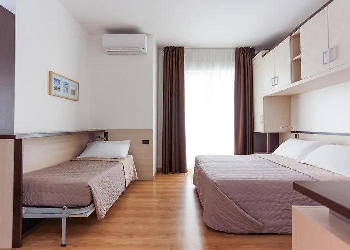 Levante Hotel 3*